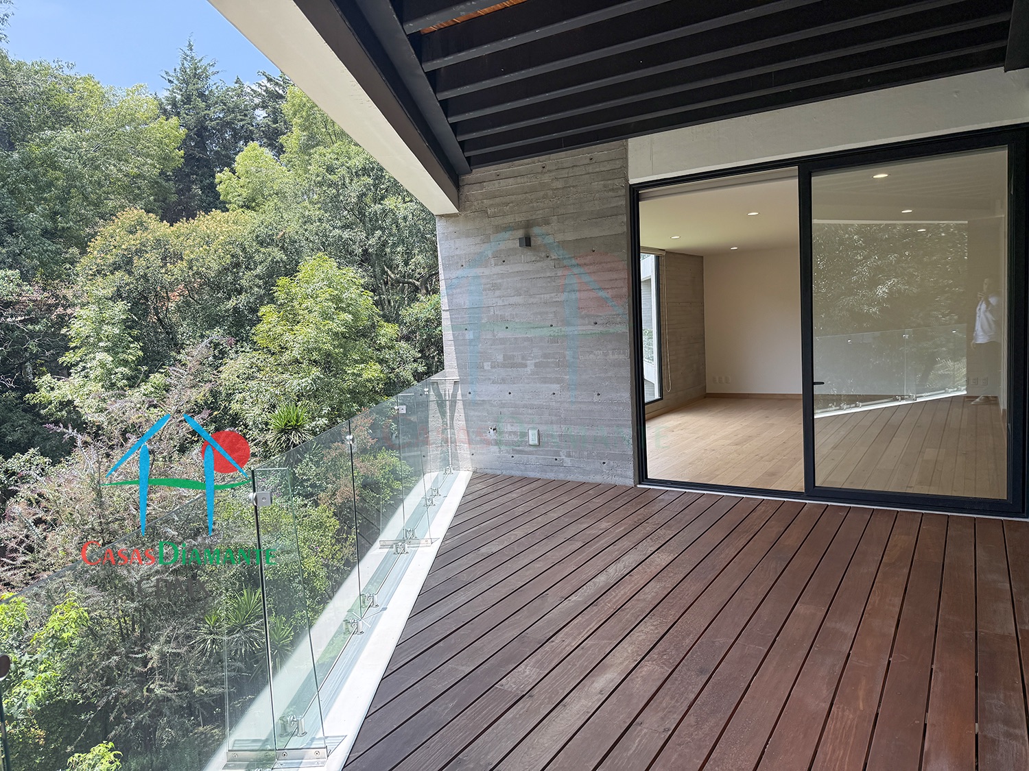 Las Aguilas Ursus BJB - Terraza 5